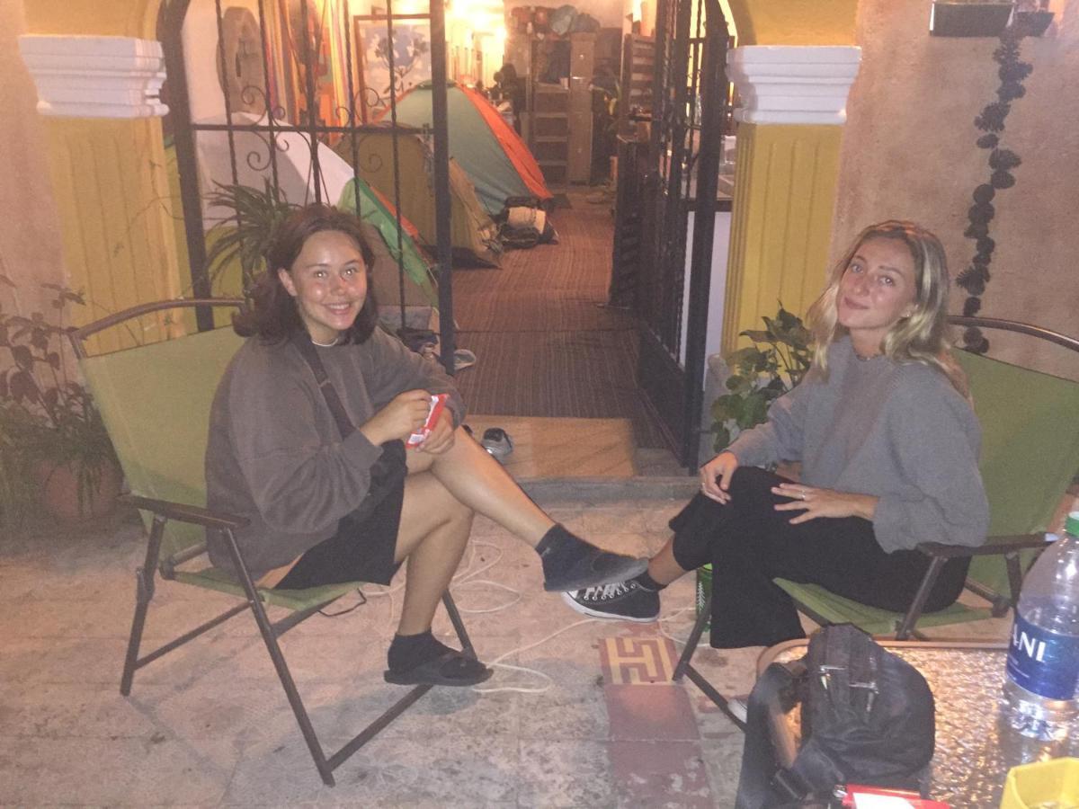 La Gaceta Camping Hotel Antigua Bagian luar foto
