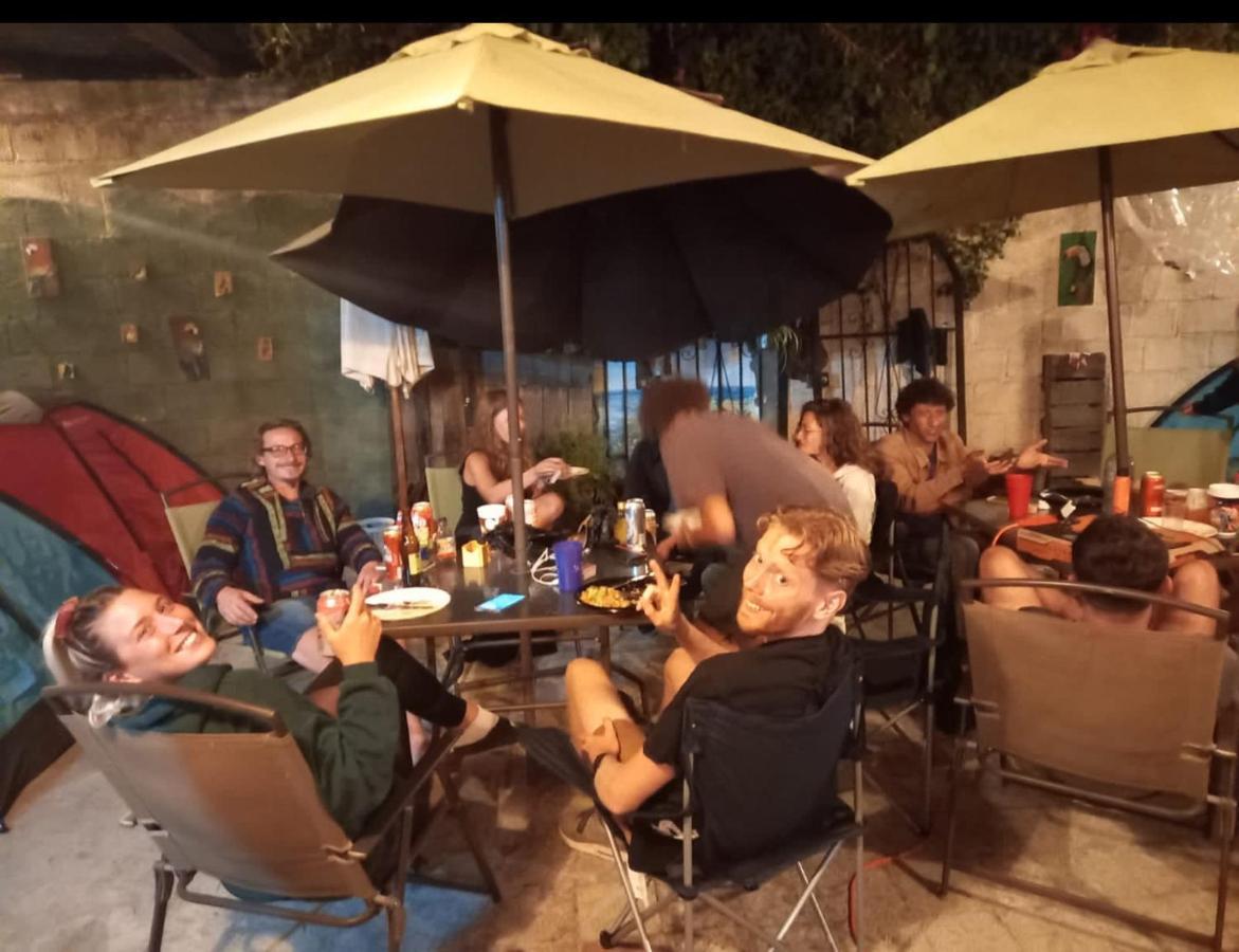La Gaceta Camping Hotel Antigua Bagian luar foto